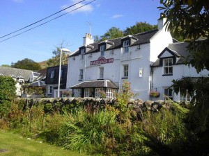 A Story to Tell about Scotland's Pubs and Bars Cairndow Stagecoach Inn ...